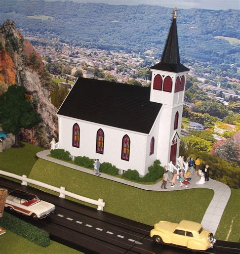 Cottage Grove Church Kit 7 X 3 12 X 8 Inch Ho Scale Model