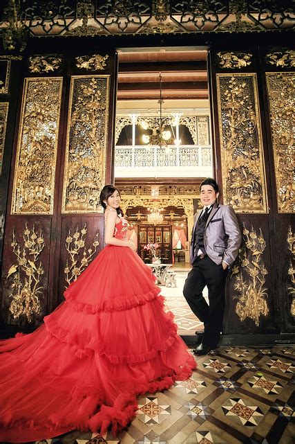 Zeffix ng kezmax productions | kezmax.com.my photography by : Swarovski Gown at My Dream Wedding Penang