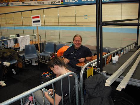 Op 27, 28 & 29 december staat omnisport apeldoorn in het teken van de knwu nk baanwielrennen duur. WK baanwielrennen Apeldoorn - TC HEERDE