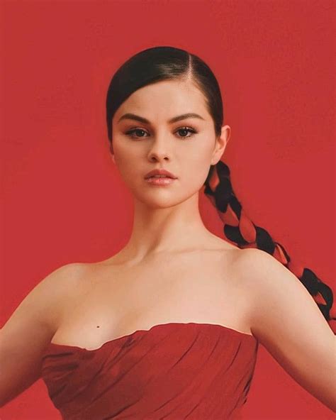 Selena Gomez Has Revealed Tracklist And Collaborations For Her New
