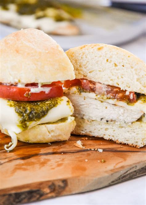 Pesto Chicken Mozzarella Sandwich Project Meal Plan