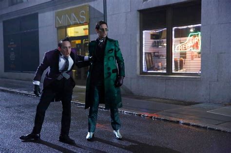 Gotham Series Finale Photos Reveal First Look At Penguin And Riddler
