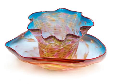 Sold Price Dale Chihuly American B 1941 Large Garnet Flame