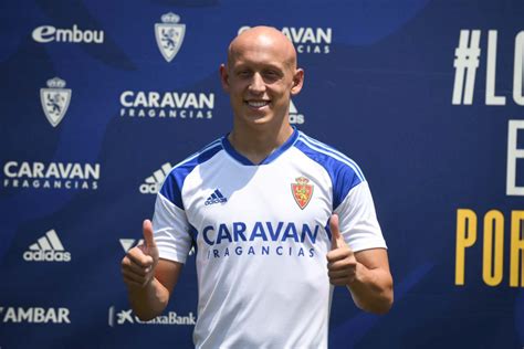 Fotos De La Presentación De Víctor Mollejo Nuevo Jugador Del Real