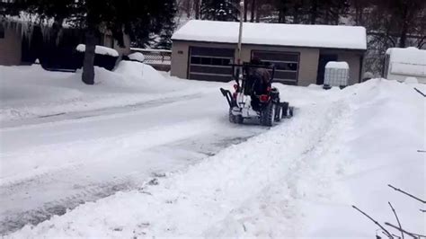 ☃ Snow Plow 4x4 Tractor Pushing Back The Snow With Home Made Snowplow