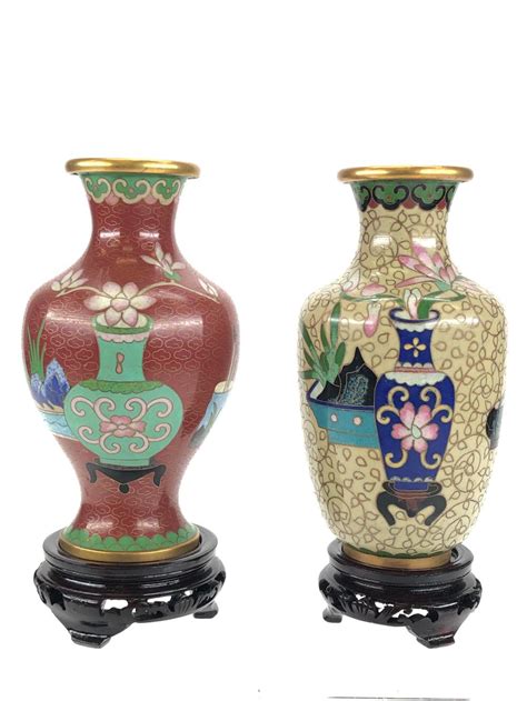 Lot 2pc Vintage Chinese Cloisonne Ware Enamel Vases