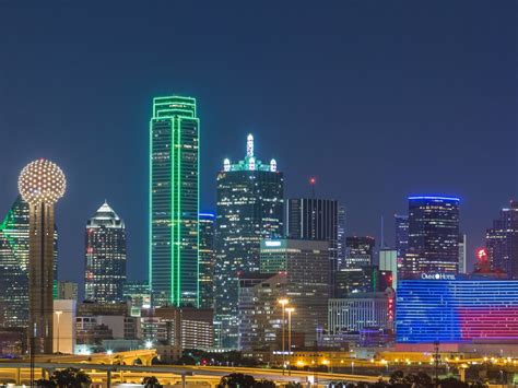Dallas buildings will light up blue in tribute to healthcare heroes ...