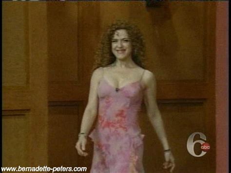 Bernadette Peters Nuda ~30 Anni In Live With Regis And Kelly
