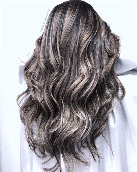 40 Bombshell Silver Hair Color Ideas For 2024 Hair Adviser Dark