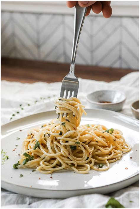 Creamy Lemon Butter Pasta Sauce With Spaghetti