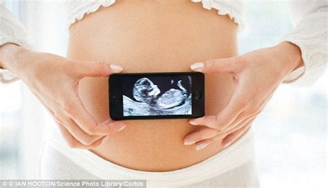 Rise In Pregnant Women Posting Pictures Online Inviting
