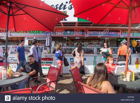 Самые новые твиты от atlantic city food (@goatlanticcity): View of food concession stand along the boardwalk at ...