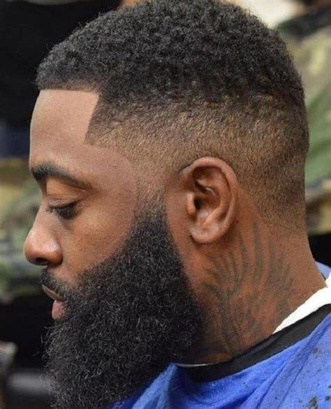 There are numerous alternatives for these most recent plans, from cut waves to regular folds to a geometric level tiptop with retro style. Top 30 Cool Fade Haircut Black Men | Stylish Fade Haircut ...