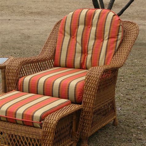 Update your wicker furniture with stylish replacement cushions from wicker paradise! Chair Cushion Set - Wicker Style