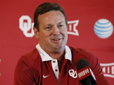 Oklahoma Quotable Bob Stoops Says Massive Crowd At Tennessee Shouldn