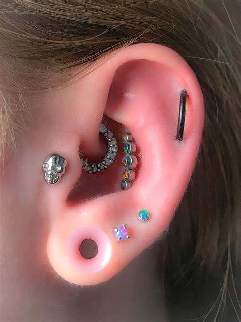 Conch Piercing Body Piercing Piercing Jewelry Girls Earrings Cool Piercings Tattoos And