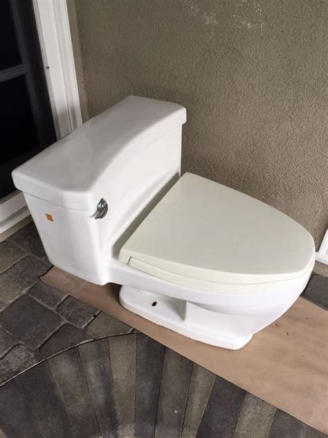 Used American Standard One Piece Toilet For Sale In Santa Ana Ca Offerup