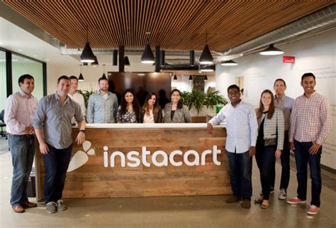 Groceries delivered in as little as 1 hour. Instacart's Grocery Pickup Service Starts Rolling Out ...