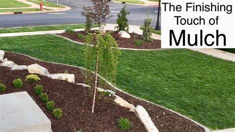 How To Apply Mulch Before And After Mulching Yard 2018 Youtube