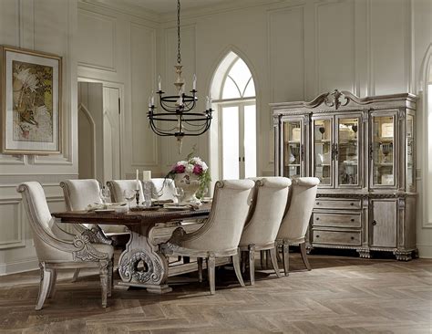 With their curved backs, these dining room chairs bring generous comfort. European Dining Chairs - Dining room ideas