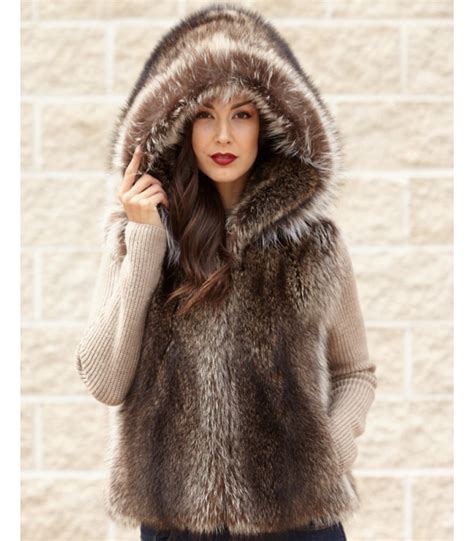 The Brynn Natural Raccoon Fur Vest With Collar For Women