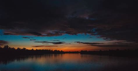 Desktop Wallpaper Lake Clouds Sunset Dark Hd Image Picture