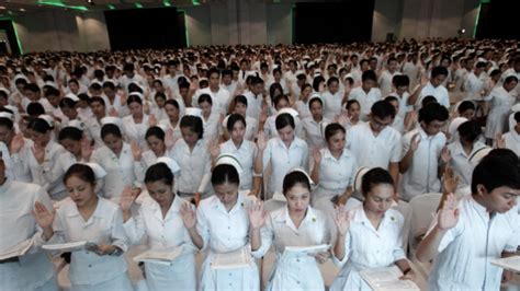 Higher Salary For Filipino Nurses Sought