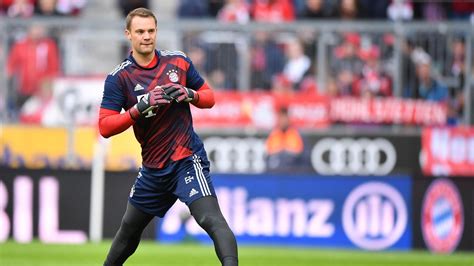 Manuel Neuer Unfall 2021 - Manuel Neuer Der Tragische Fall Des Bayern ...