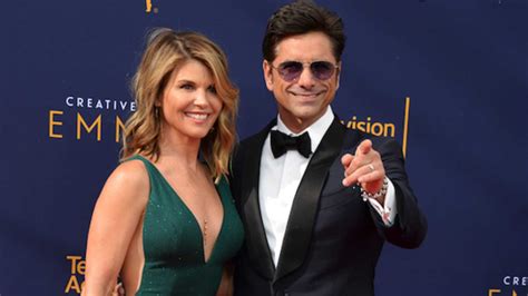 john stamos defends ‘full house costar lori loughlin after college admissions scandal