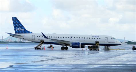 File:JetBlue E-190 (N203JB).jpg - Simple English Wikipedia, the free
