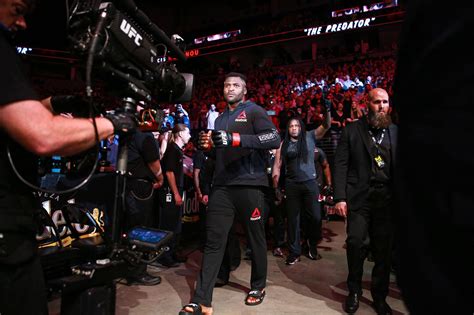 Report French Sports Minister Pushes Back Committee To Legalize Mma