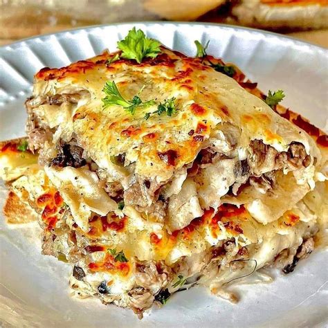 low carb philly cheesesteak lasagna easyketomeal
