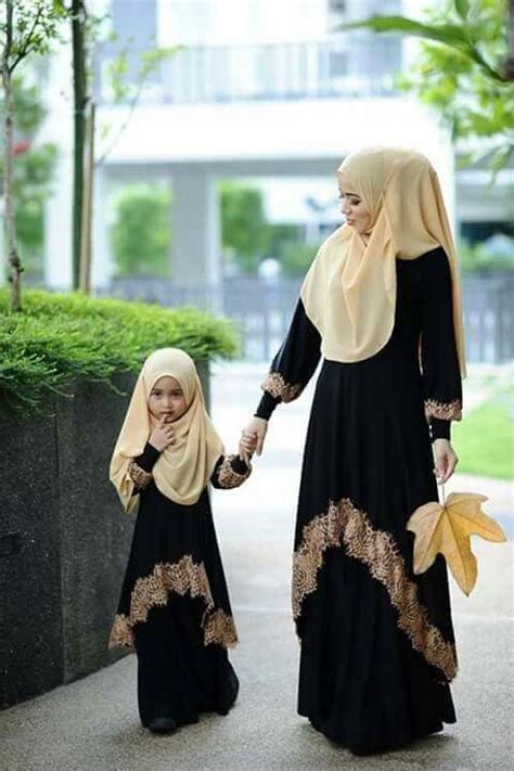 42 Photos Of Beautiful Hijab Girls With Their Cute Kids Hijab
