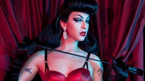 Rpdr Winner Violet Chachki Makes History With New Lingerie Campaign Its Surreal Exclusive