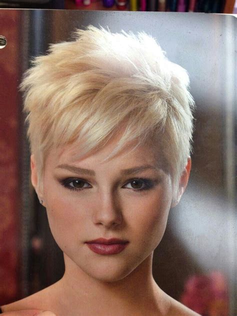 30 Edgy Short Blonde Pixie Cuts Fashion Style