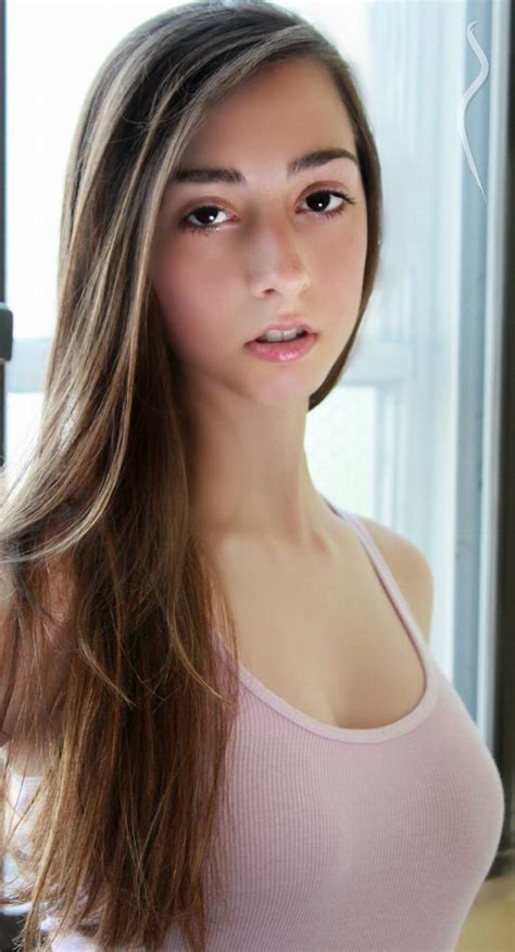 Leah Ruane A Model From United States Model Management