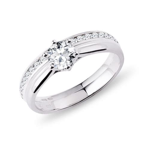 engagement and wedding ring set in white gold klenota