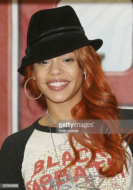 Faith Evans Meets Fans At J R Music World Photos And Premium High Res Pictures Getty Images