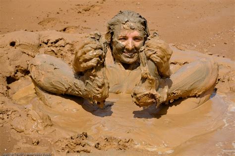 টইটর Mud Puddle Visuals Now at MPV Victoria s Mud Arousal t co h qOGvii wam