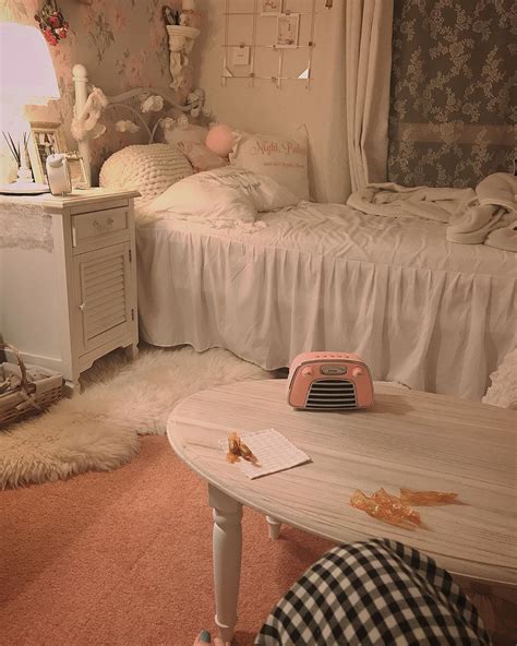 20 Pastel Vintage Aesthetic Bedroom