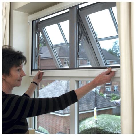 Measure a few of the same size screens (if you have more than one) to see if there are slight differences. Roller Fly Screen for Windows (Made-to-Measure) | Streme