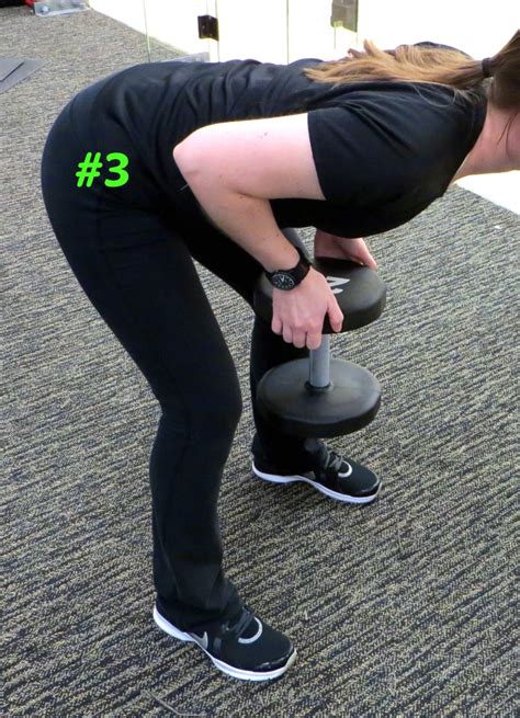 How To Do Close Grip Rows With Dumbbells CalorieBee