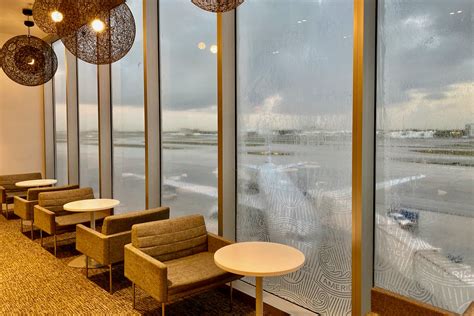 Review Amex Centurion Lounge In Miami The Points Guy
