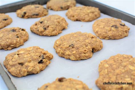 So why not combine sugar and oatmeal together to make tasty biscuits? Sugar Free Oatmeal Cookies With Honey (VIDEO) | Chef Lola's Kitchen | Recipe | Sugar free ...