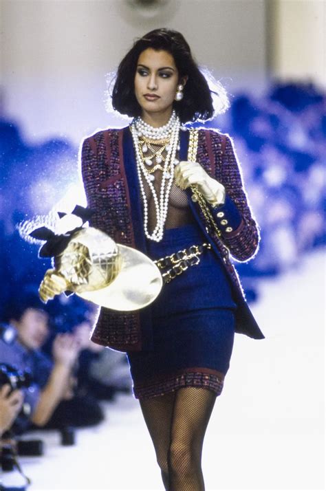 I'm sure that you must feel good in what you wear and that is all. Chanel in the '90s: A tribute to Karl Lagerfeld - Mode ...