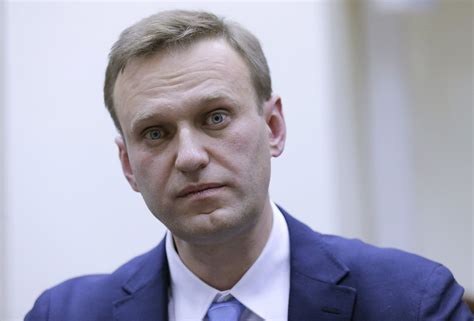 It is also being demanded that navalny be isolated and barred from using the internet and other means of. Oppositieleider Navalny: boycot Russische verkiezingen - NRC