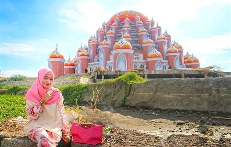 Lokasi Dan Kumpulan Foto Masjid 99 Kubah Makassar Sulawesi