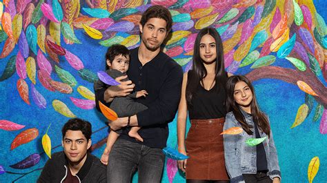 Freeform Cancels Party Of Five Reboot After 1 Season J 14
