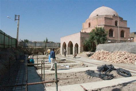 ساماندهی و احیا حجرات مسجد جامع ارومیه آغاز شد سایت صنعت و توریسم