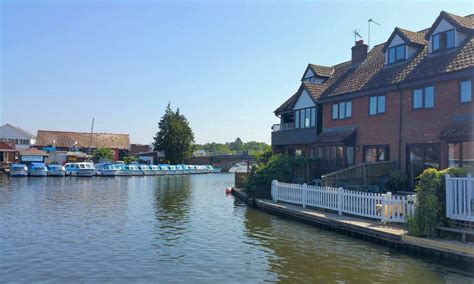 Anchor & Riverside Cottages | Holiday Cottages | Wroxham ...